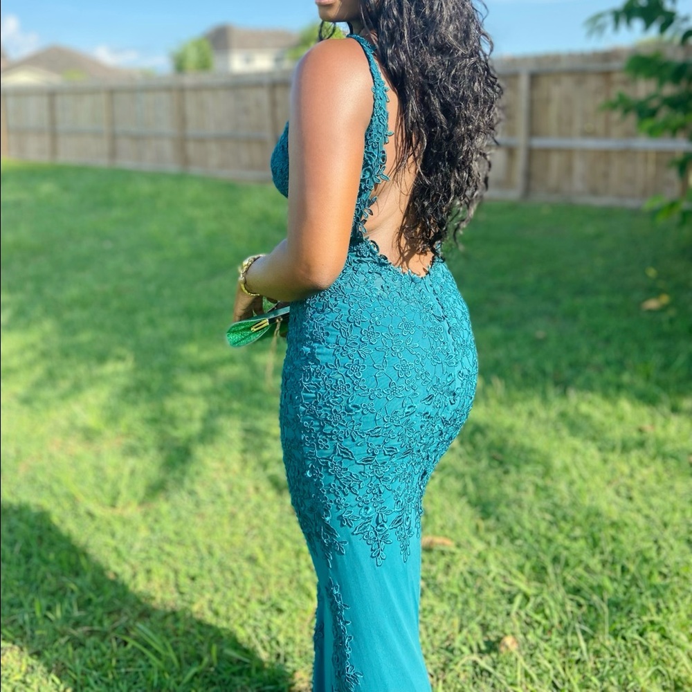 Oria limited edition turquoise gown - Style 03234